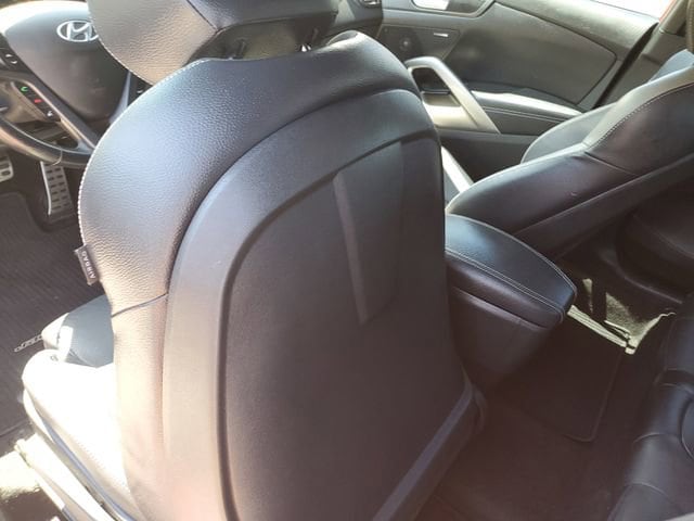 2016 Hyundai Veloster - Photo 14