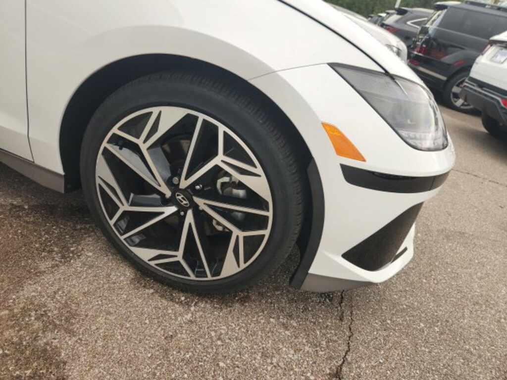 Used 2025 Hyundai IONIQ 6 SEL Sedan