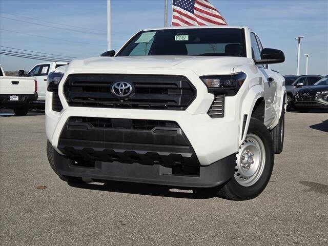 2024 Toyota Tacoma SR XtraCab photo 3