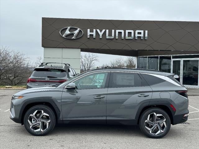 Used 2024 Hyundai Tucson Limited with VIN 5NMJECDE6RH392069 for sale in Alexandria, KY