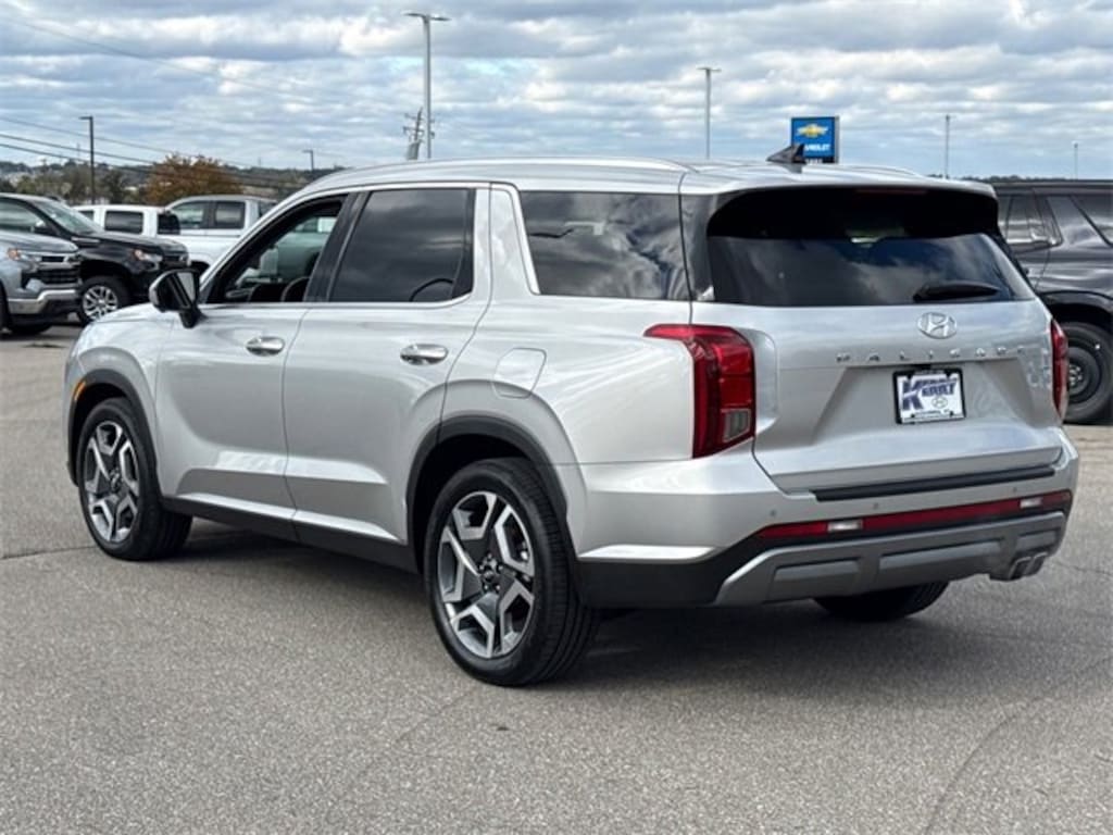 Used 2025 Hyundai Palisade SEL Premium SUV