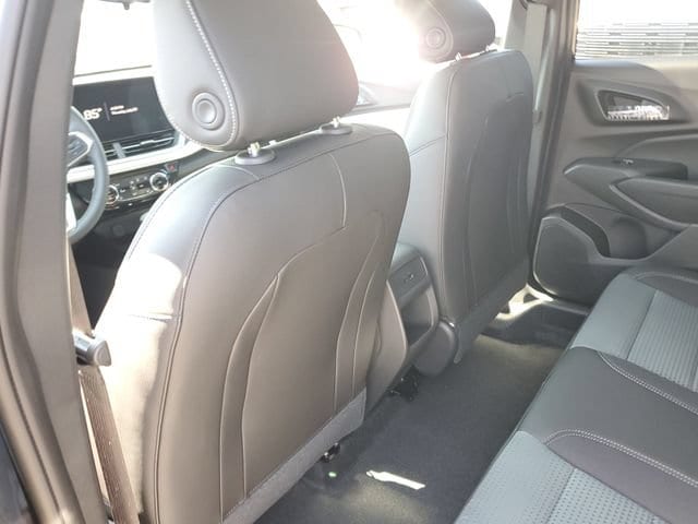 2026 Chevrolet Trax LT - Photo 14