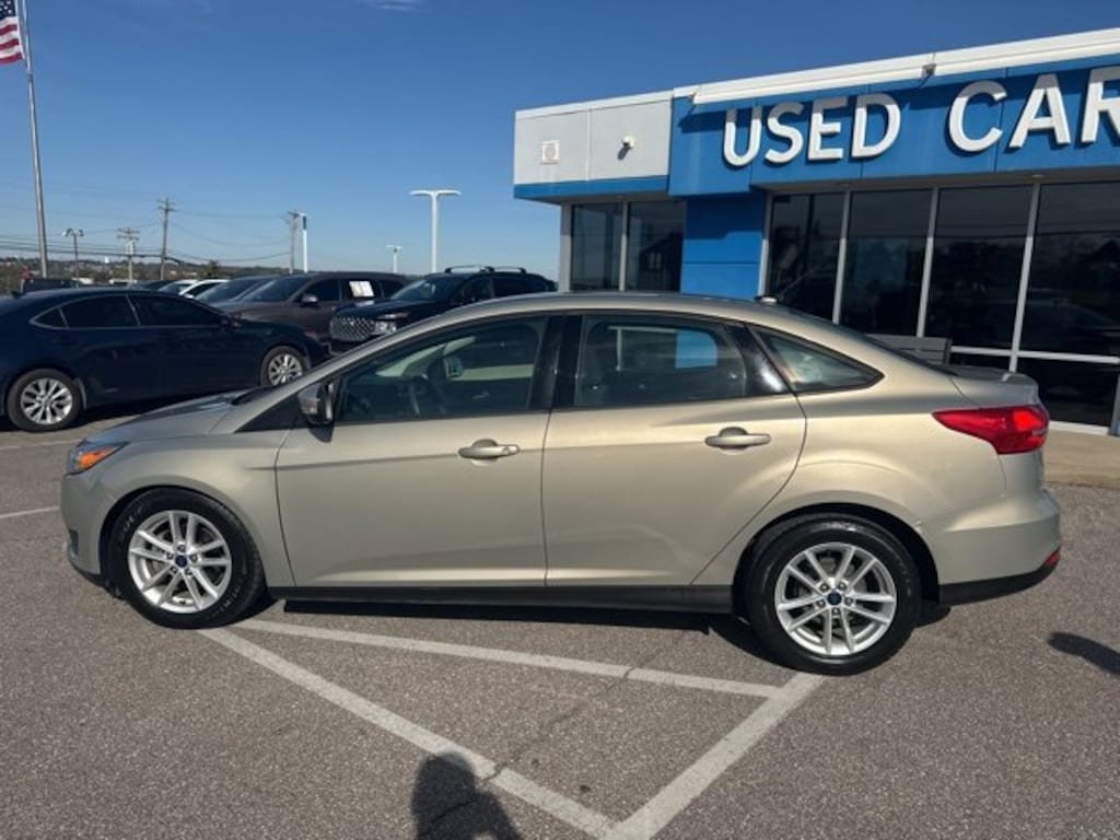 Used 2016 Ford Focus SE Sedan