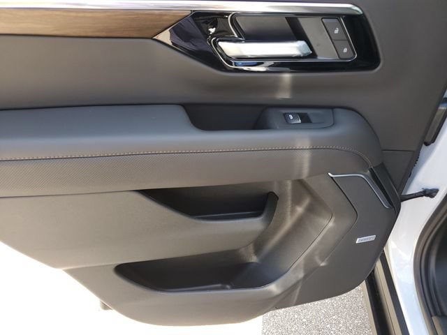 2026 Chevrolet Tahoe High Country - Photo 15