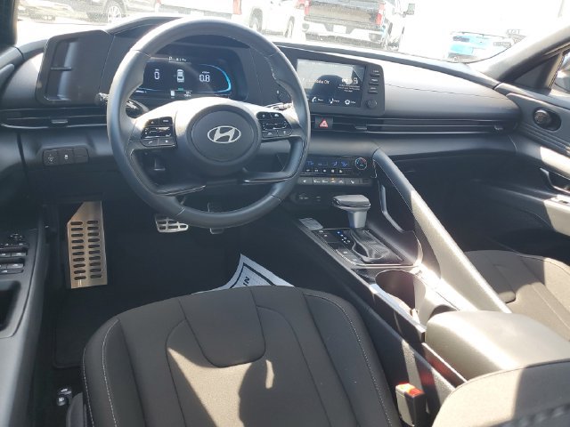 2026 Hyundai Elantra SEL - Photo 9