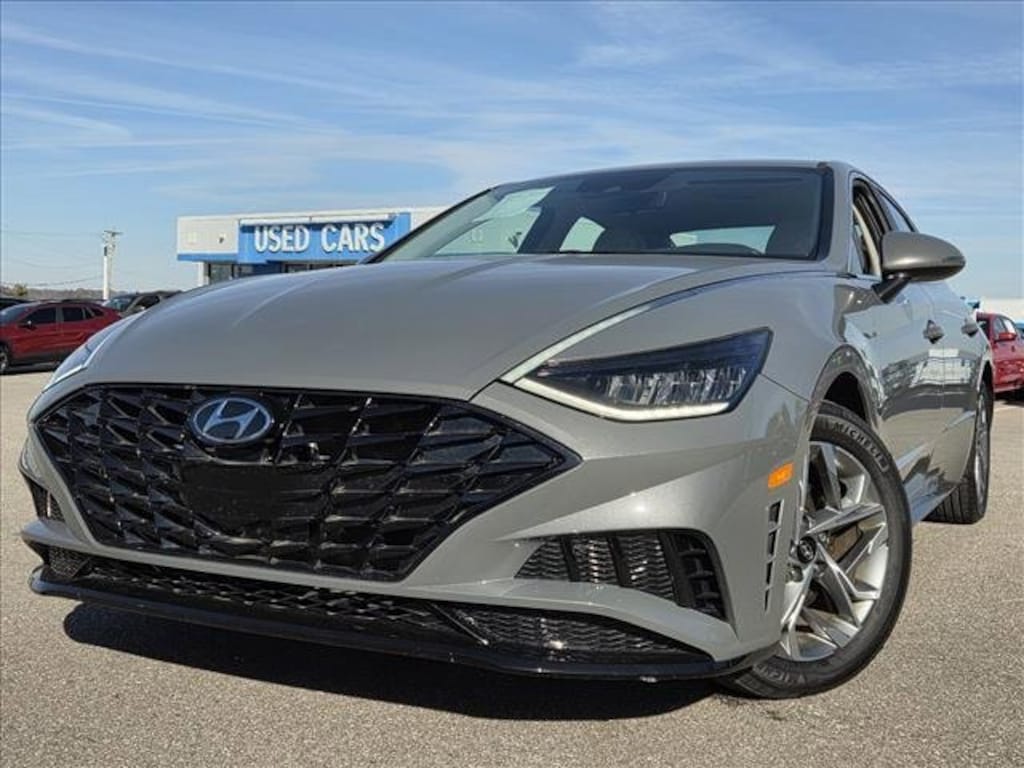 Used 2023 Hyundai Sonata SEL Sedan