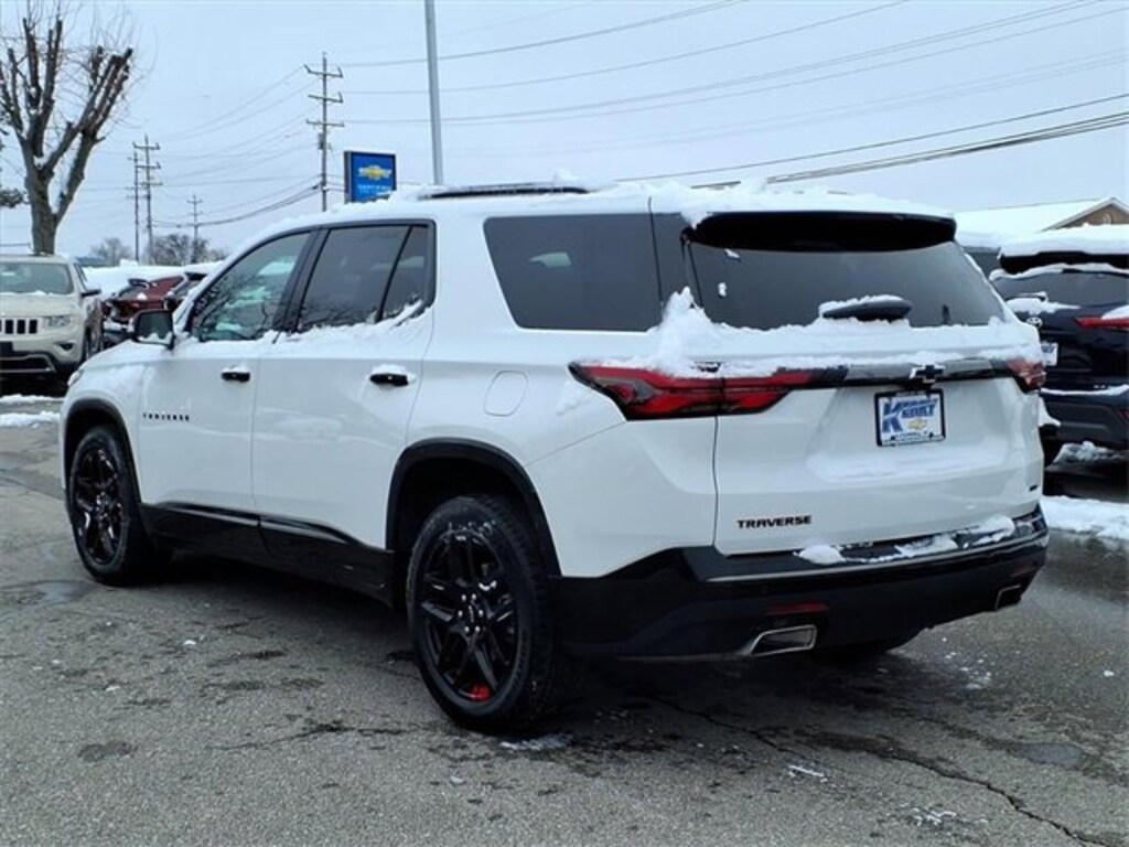 Used 2023 Chevrolet Traverse Premier SUV