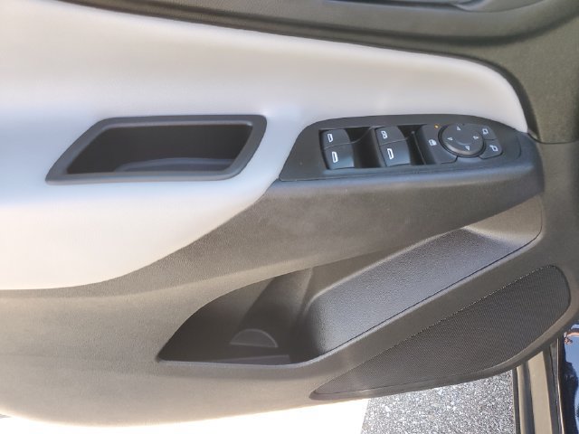 2020 Chevrolet Equinox LS - Photo 19