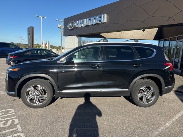 2022 Hyundai Santa Fe SEL photo 2