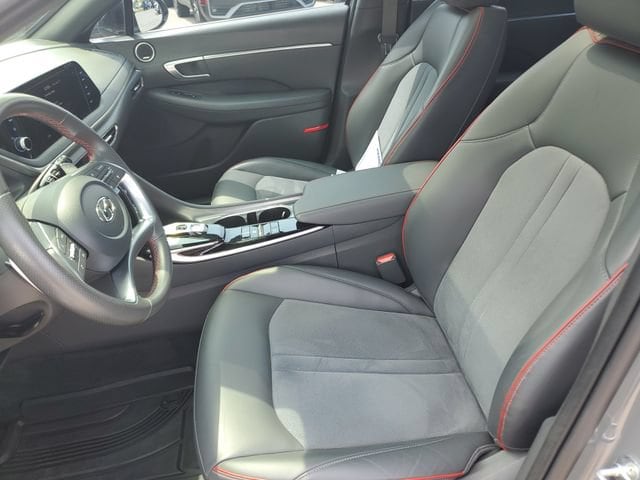 2022 Hyundai Sonata SEL Plus - Photo 17