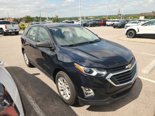Used 2020 Chevrolet Equinox LS with VIN 3GNAXHEVXLS714113 for sale in Alexandria, KY