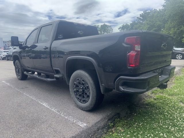 2022 Chevrolet Silverado 2500HD LTZ - Photo 3