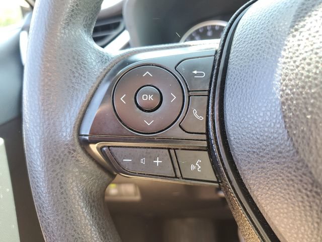 2019 Toyota RAV4 LE - Photo 22