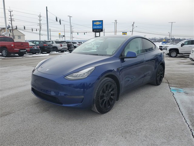 Used 2021 Tesla Model Y Long Range with VIN 5YJYGDEE8MF060982 for sale in Alexandria, KY