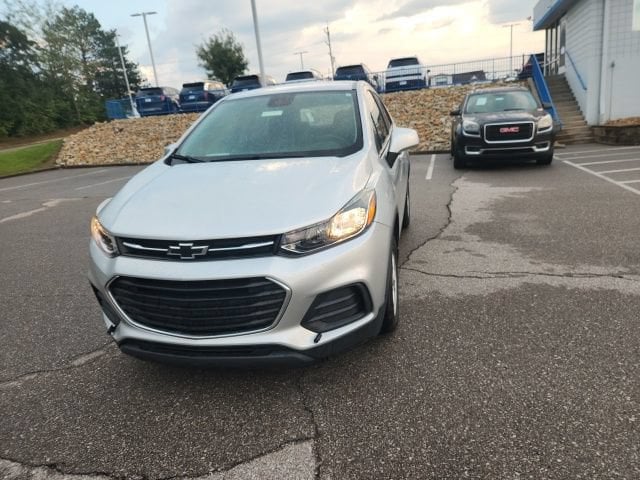 2020 Chevrolet Trax LS - Photo 23