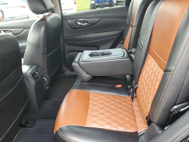 2019 Nissan Rogue SV - Photo 13