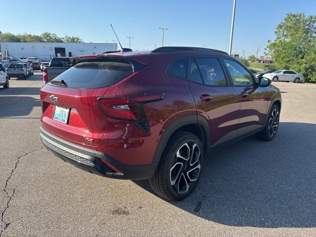 2024 Chevrolet Trax photo 3