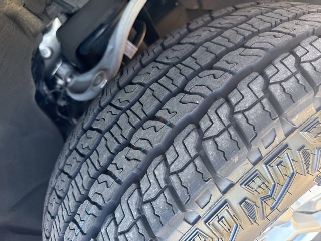 2023 Chevrolet Silverado 1500 RST photo 4