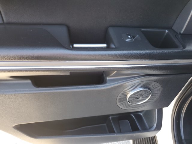 2021 Ford Expedition XLT - Photo 16