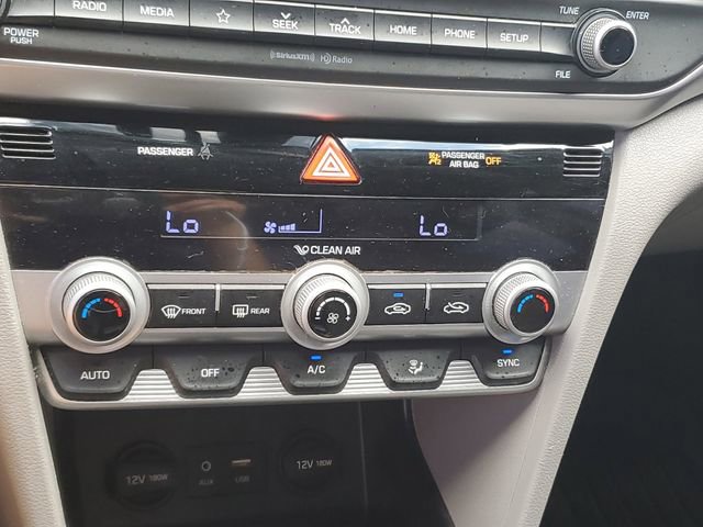 2020 Hyundai Elantra SEL - Photo 28