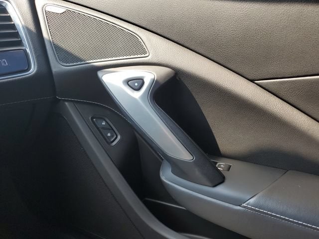 2019 Chevrolet Corvette 1LT - Photo 29