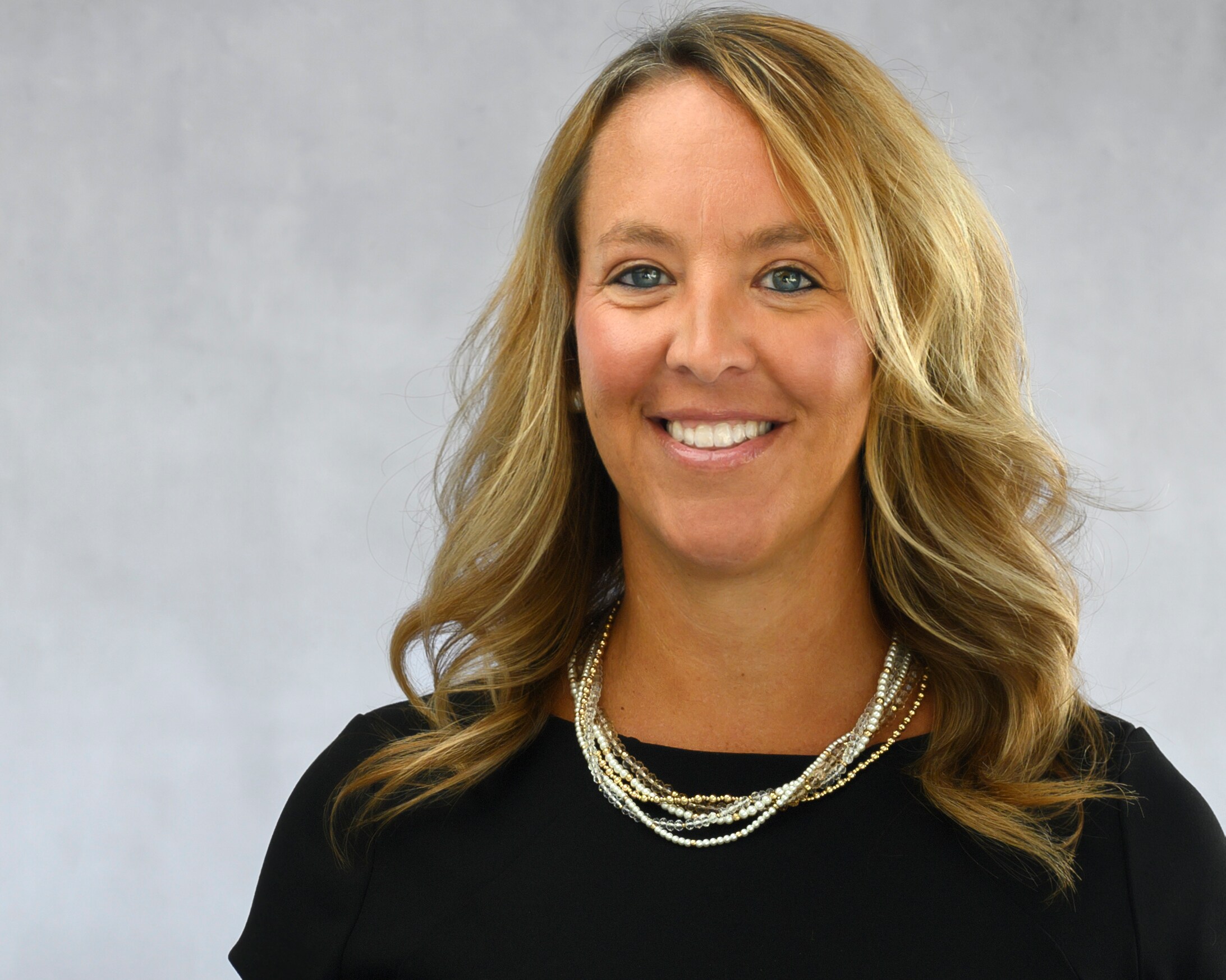 Liz%20Vasseuer-%20Chevy%20-%20Office%20Manager.jpg