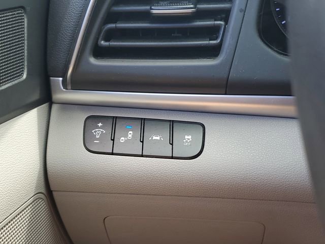 2020 Hyundai Elantra SEL - Photo 20