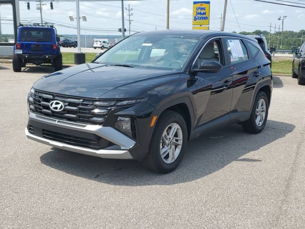 Used 2025 Hyundai Tucson SE SUV