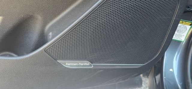 2025 Kia Sportage SX Prestige Hybrid - Photo 9