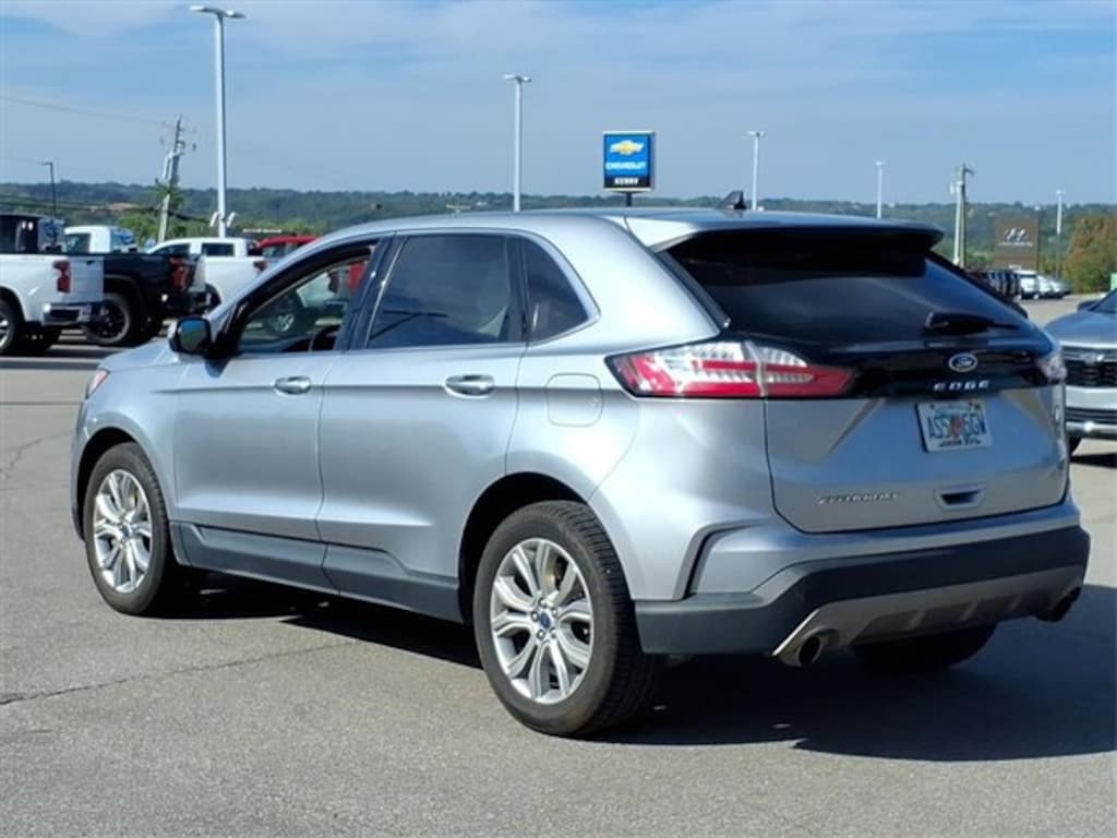 Used 2022 Ford Edge Titanium SUV