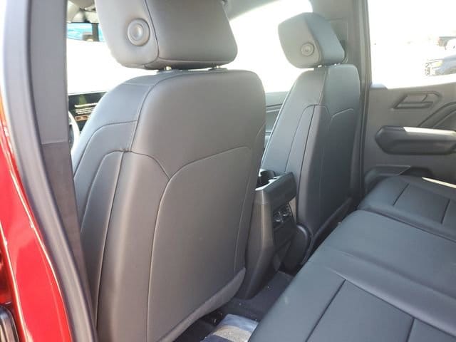 2026 Chevrolet Colorado Trail Boss - Photo 13
