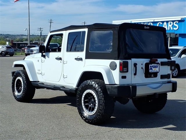 2018 Jeep Wrangler Unlimited Sahara photo 4