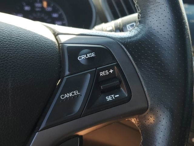 2016 Hyundai Veloster - Photo 23