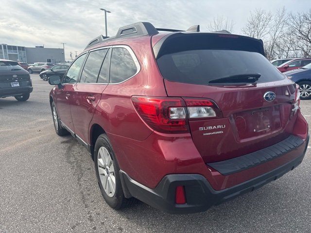 2018 Subaru Outback Premium photo 4