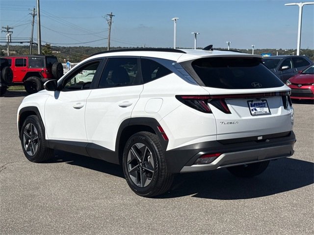 2025 Hyundai Tucson SEL Convenience photo 3