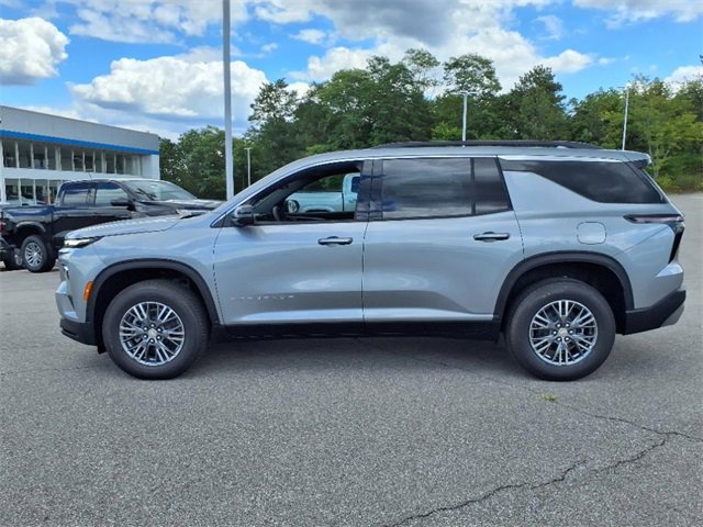 2026 Chevrolet Traverse photo 3