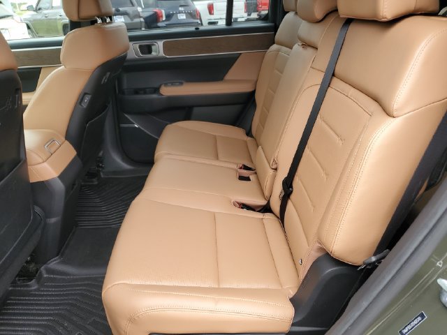 2025 Hyundai Santa Fe Limited - Photo 12
