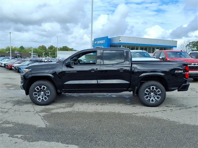 2026 Chevrolet Colorado Z71 photo 3