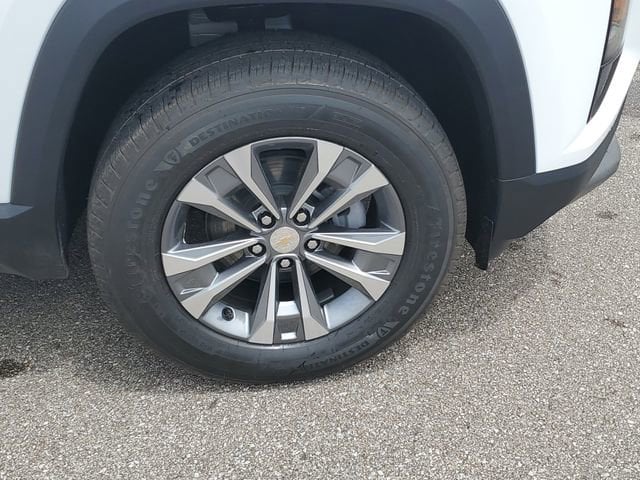 2026 Chevrolet Equinox LT - Photo 6
