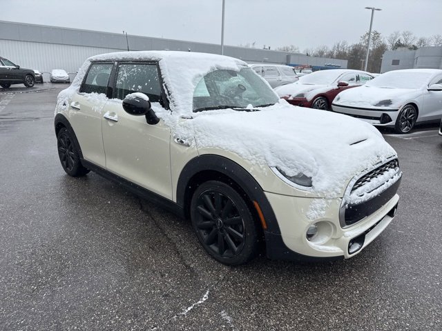 2017 Mini Cooper 4 Door Hardtop S photo 3