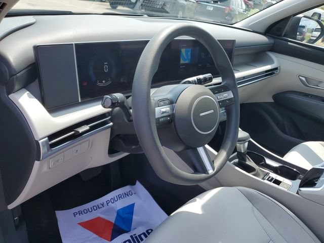 2025 Hyundai Tucson SE - Photo 19