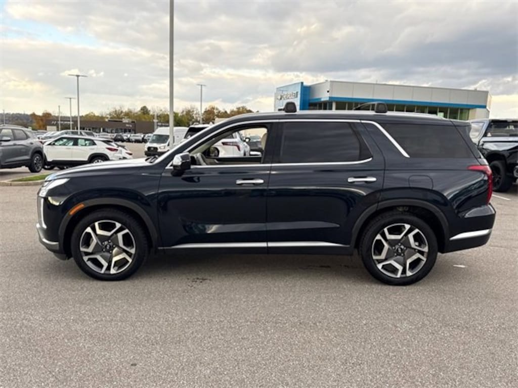 Used 2023 Hyundai Palisade Limited SUV