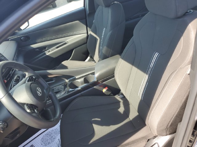 2026 Hyundai Elantra SEL - Photo 16