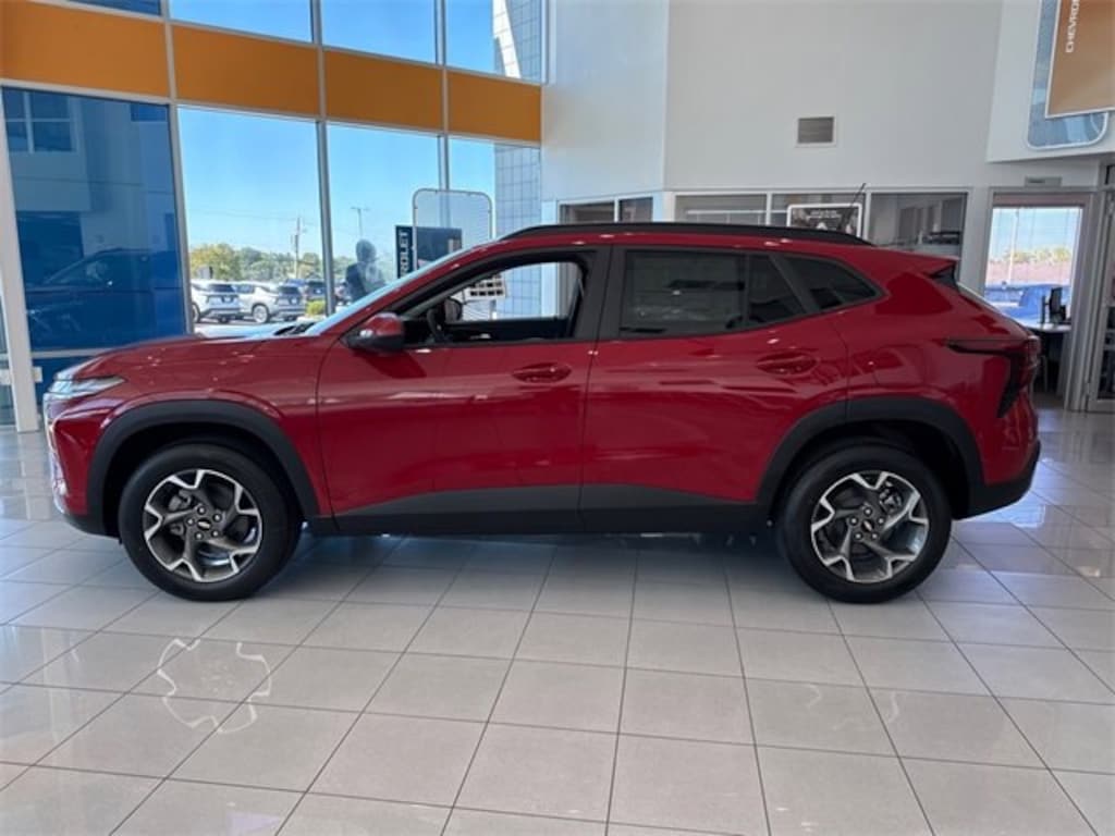 New 2026 Chevrolet Trax LT SUV