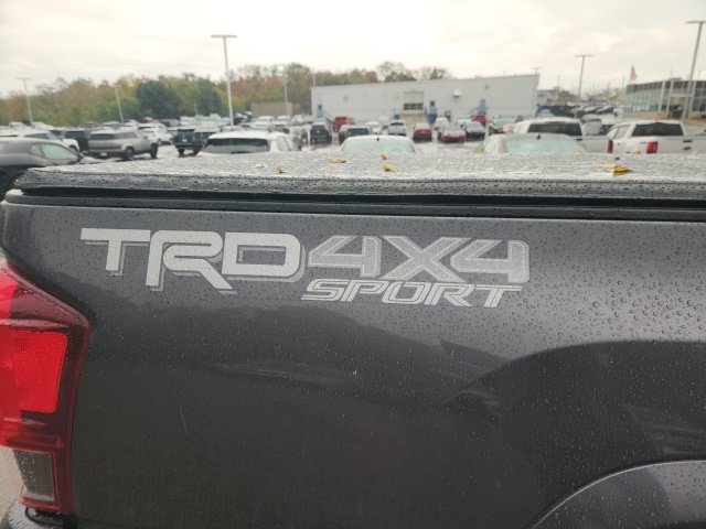 2018 Toyota Tacoma TRD Sport - Photo 11
