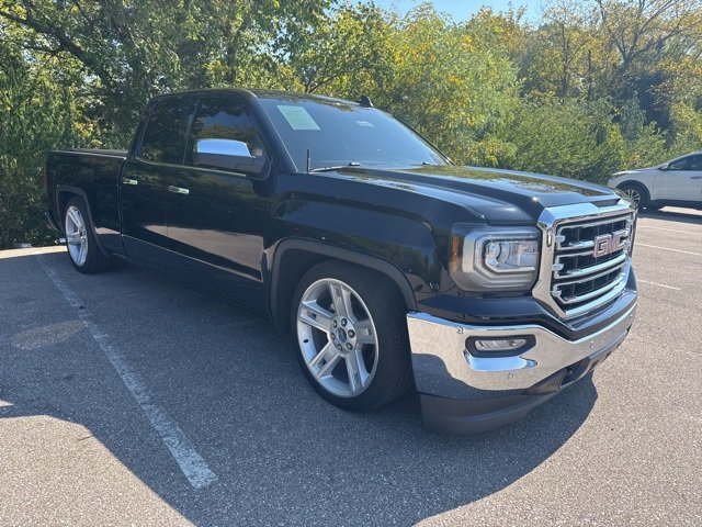 2018 Gmc Sierra 1500 SLT photo 2