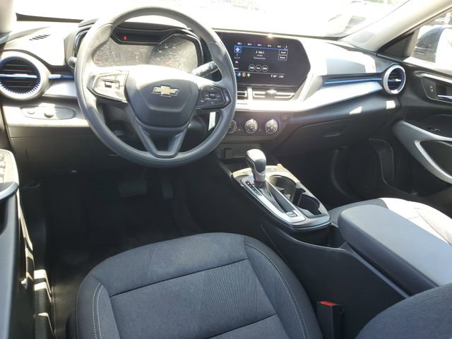 2024 Chevrolet Trax LS - Photo 9