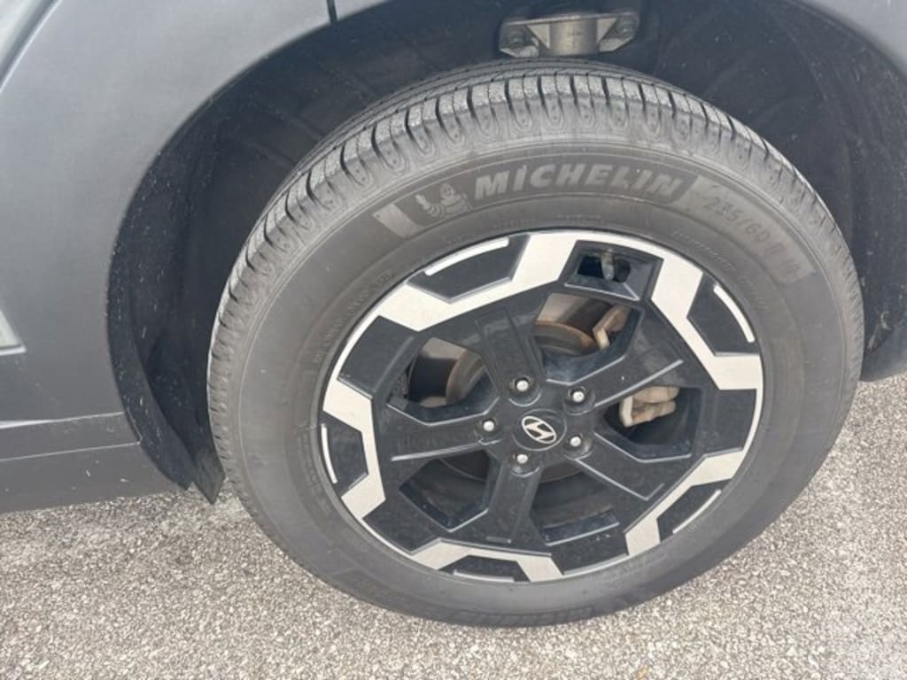 Used 2024 Hyundai Santa Fe SEL SUV