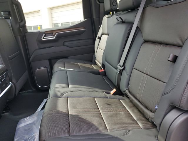 2026 Chevrolet Silverado 1500 High Country - Photo 13