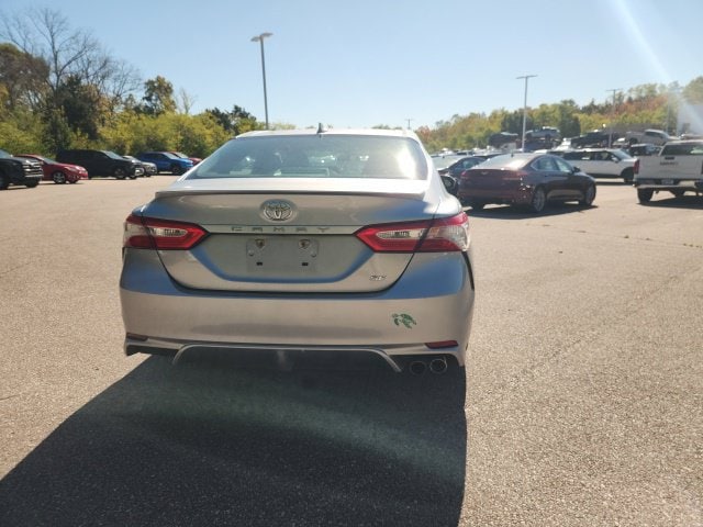 2019 Toyota Camry SE - Photo 12